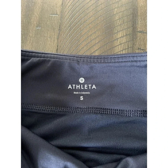 Athleta woman's running shorts size Small Navy blue with multi-color stripes - Picture 5 of 6